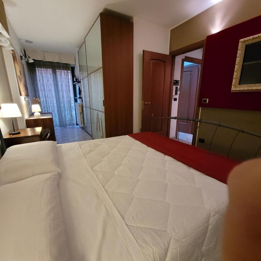 Chic & Relax Apartment Римини Екстериор снимка